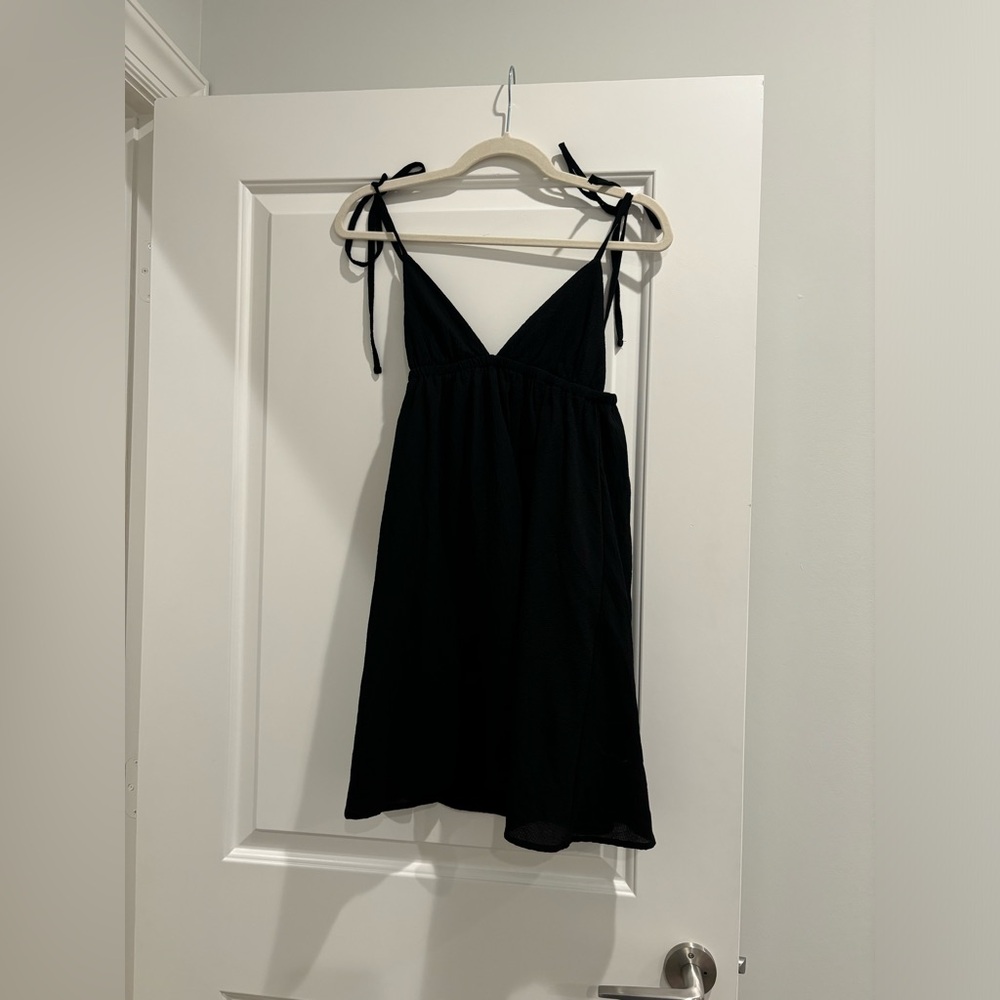 Hearts Flutter Mini Dress Black